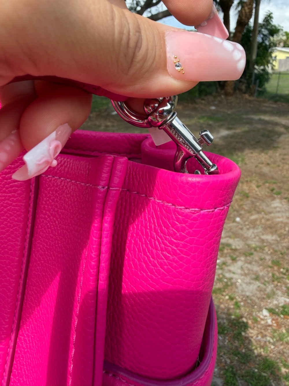 Marc Jacobs Hot Pink The Tote Bag Large Leather Tote with Removable Strap - Picture 4 of 12